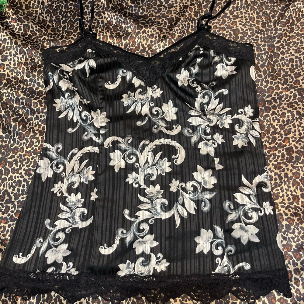 Y2k White House Black Market Tank Top
